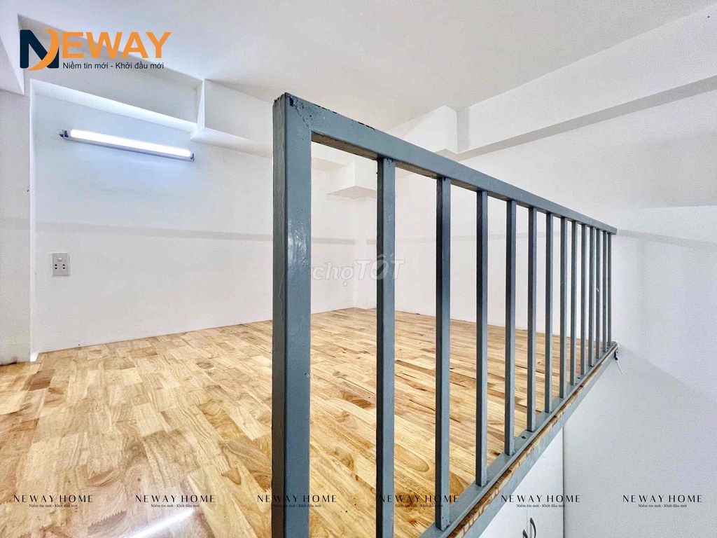 Cheap hotel rooms, furniture, cheap elevators, T3, huit station.