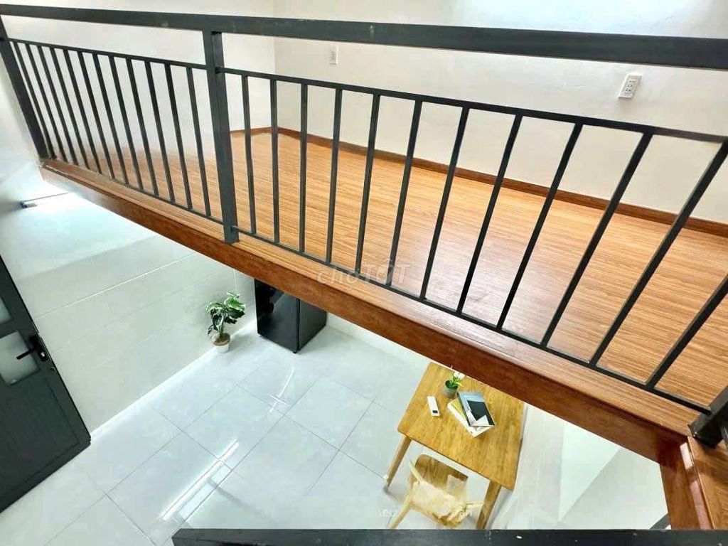 Dupex is 40 meters wide, full interior near the Mount America Bridge, the production site,