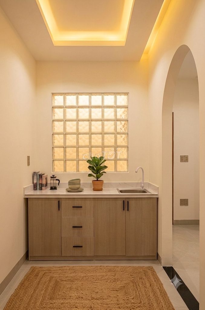 Rent a room, new house with elevators.