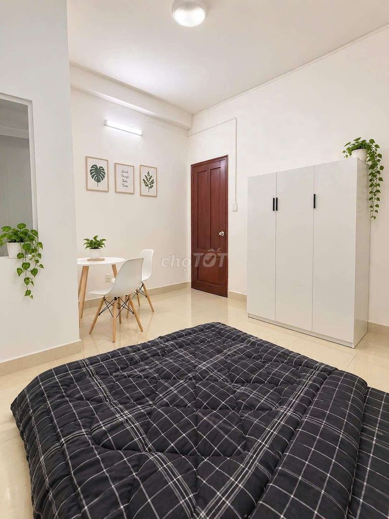 Two bedrooms 50 meters, 1 million support, walking to the University of Love,