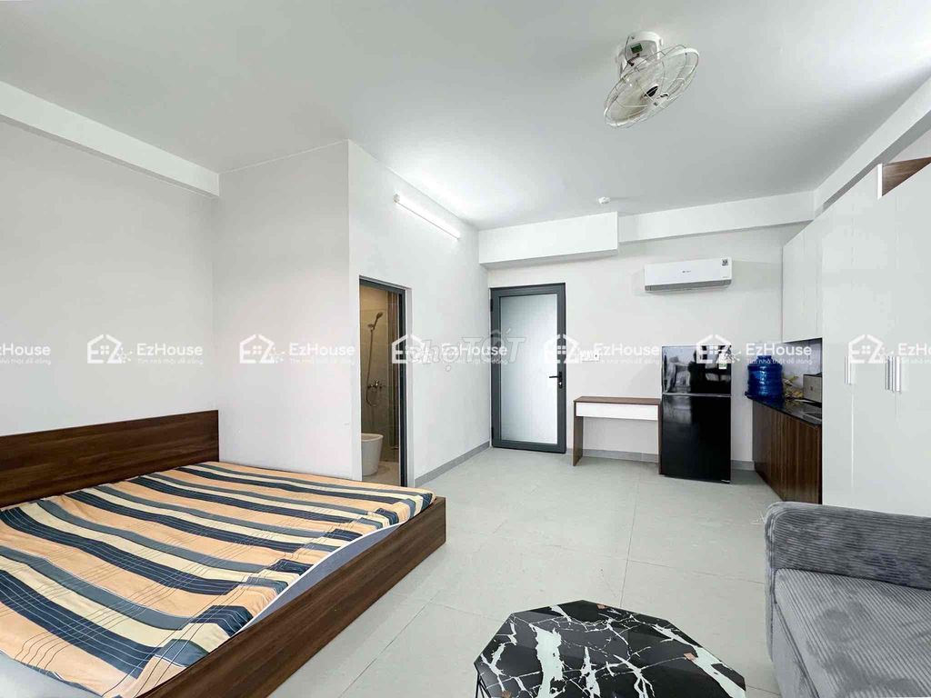 Penhouse pacol super wide_40 M2_full interior with washing machine