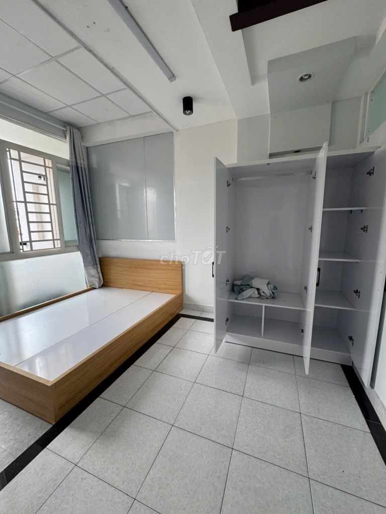 Room 35 m2 is now 100% new.