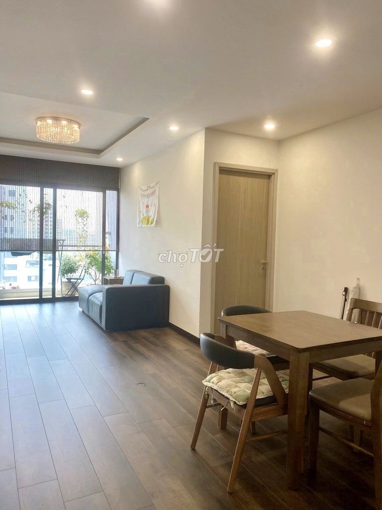 Rent apartment 2 bedroom - 2 toilet - balcony - full high-end interior