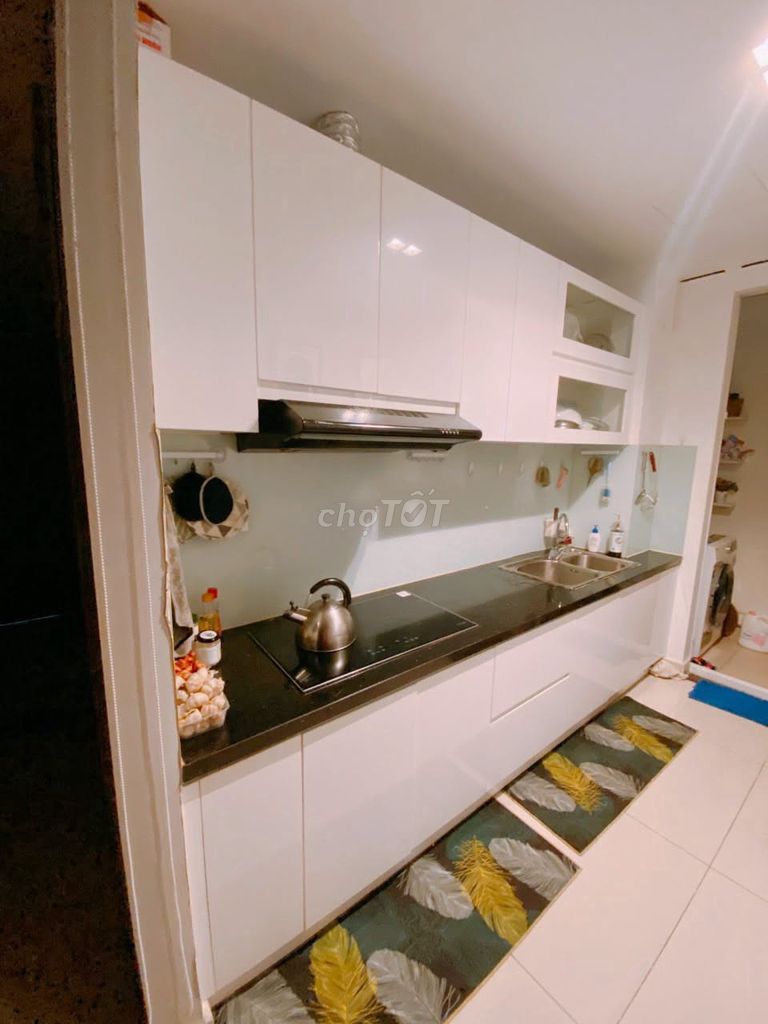 Rent Sky Center, 3 bedrooms, 2 toilets,full interior, nice house.