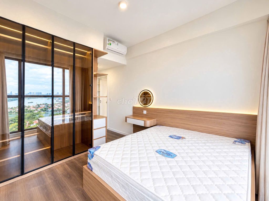 Rent three new bedrooms 100% for $33 million a month.
