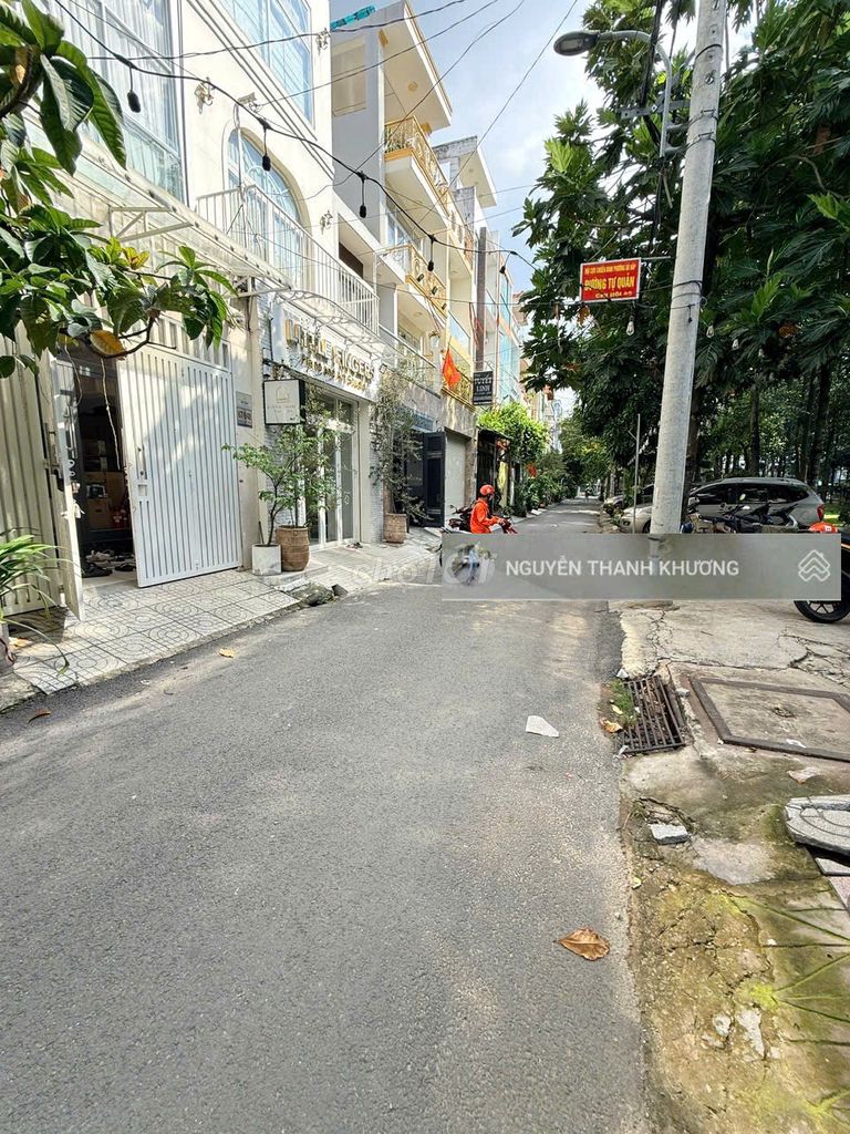 Rent a full interior - 4*20 M - 2 upstairs - truck alley - 17-Gò Vấp