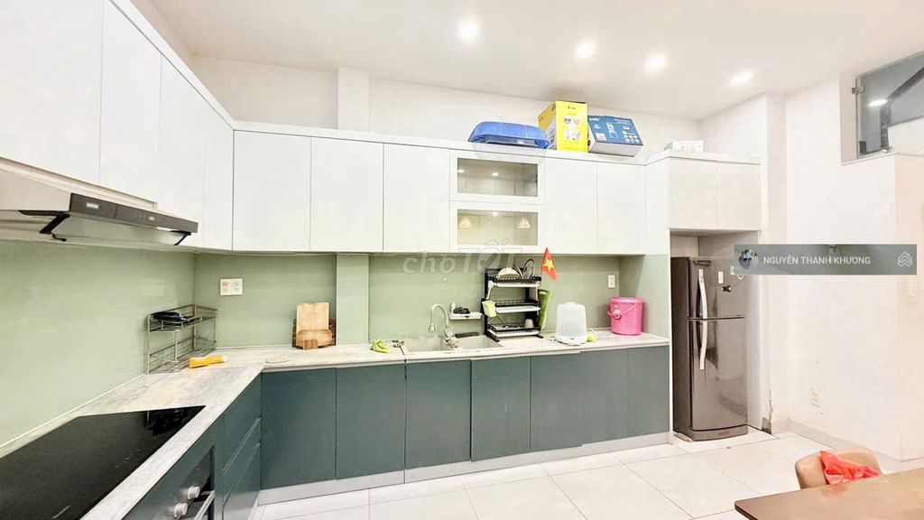 Rent a full interior - 4*20 M - 2 upstairs - truck alley - 17-Gò Vấp