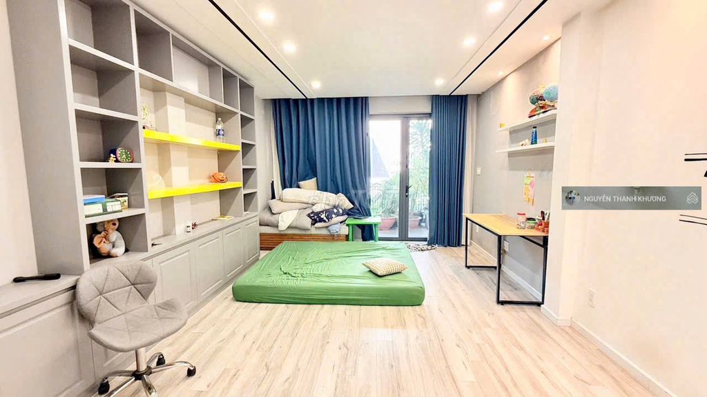 Rent a full interior - 4*20 M - 2 upstairs - truck alley - 17-Gò Vấp
