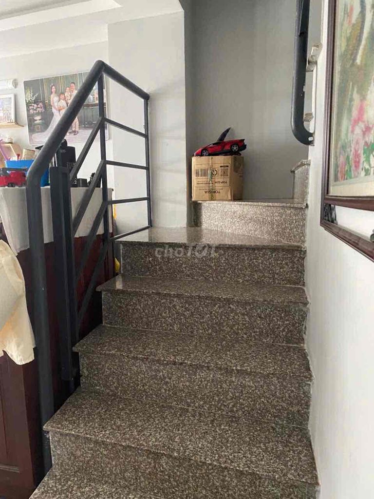 Home (new) for renting 5 million fronts 7 meters per high village