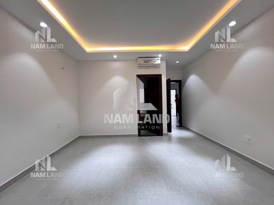 Rent the empty floor house. OC 4 P 4 toilets 200 M2TN 2 28 million.