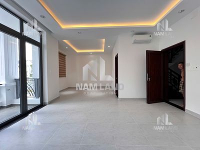 Rent the empty floor house. OC 4 P 4 toilets 200 M2TN 2 28 million.