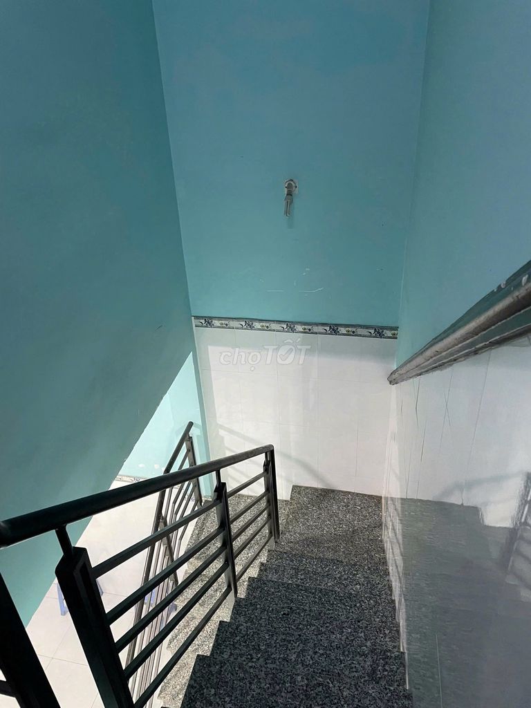 Rent a house. One floor. Nguyễn Thị Tuôi. Two bedrooms.