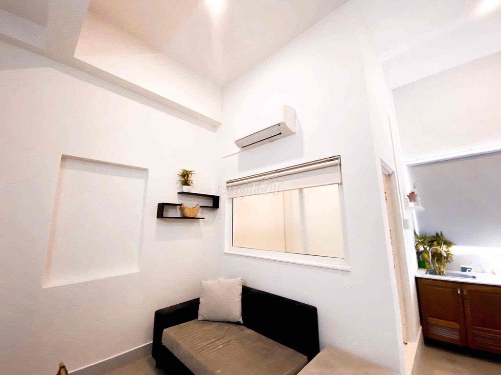 Rent a room at the very center.
