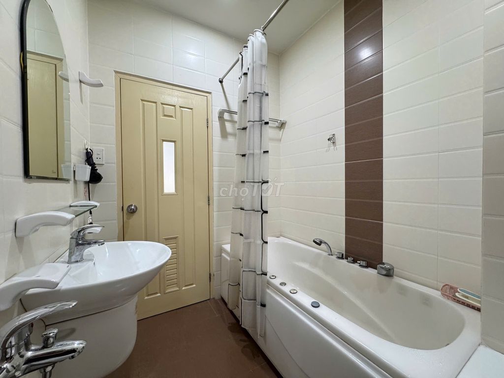 Rent apartment-- apartment-- building-- chief pen, tp.h.
