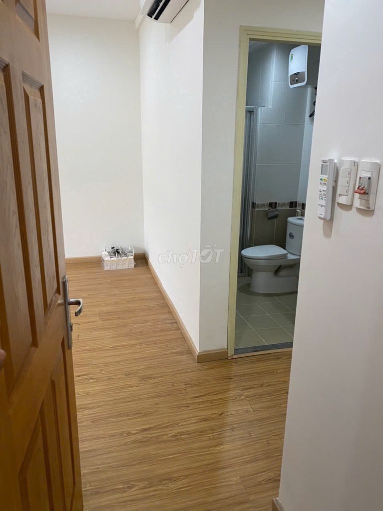 The apartment is up 1.2 bedrooms for 9.5 million.