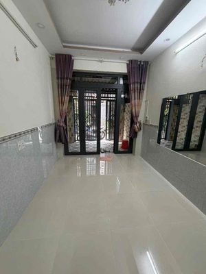 Rent 1886 Huỳnh Tấn Phát-Nhà Bè-310 M,3 L+4 bedrooms in the same direction