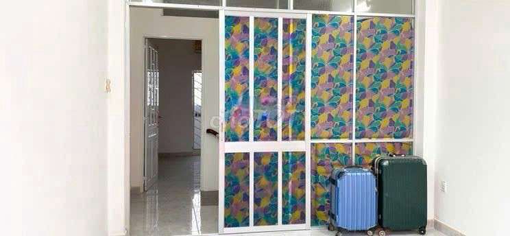 Trần Xuân Soạn rent.