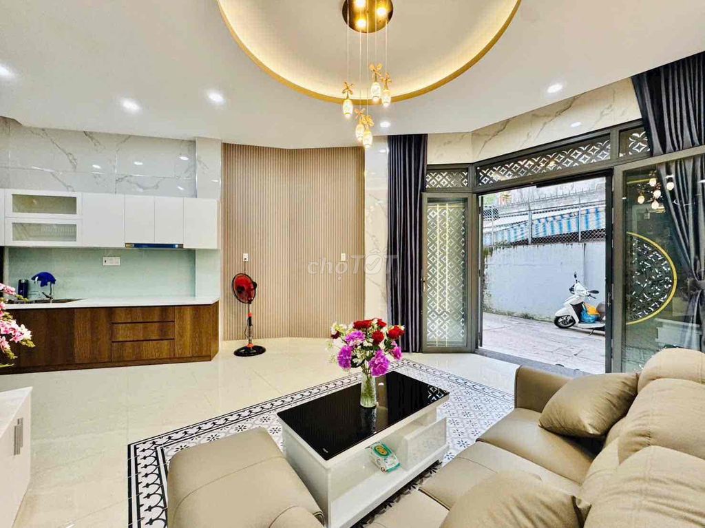 The beautiful new Lê Quang Định-Full interior, 3 bedrooms, 3 toilets, at gp/vp/kdol, right-25 million pins.