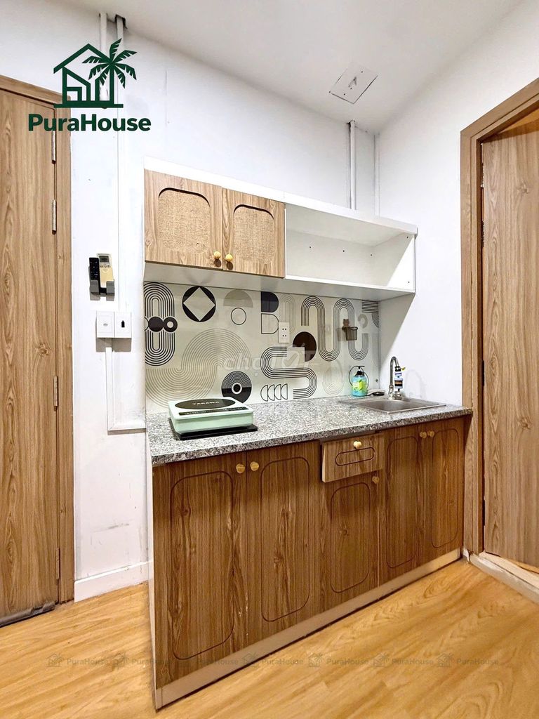 Rent the full interior room at lakeview City District 2.