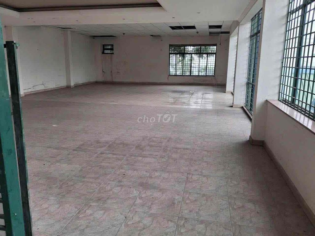 Rent a cash factory Nguyễn Văn Quá dht District 12.