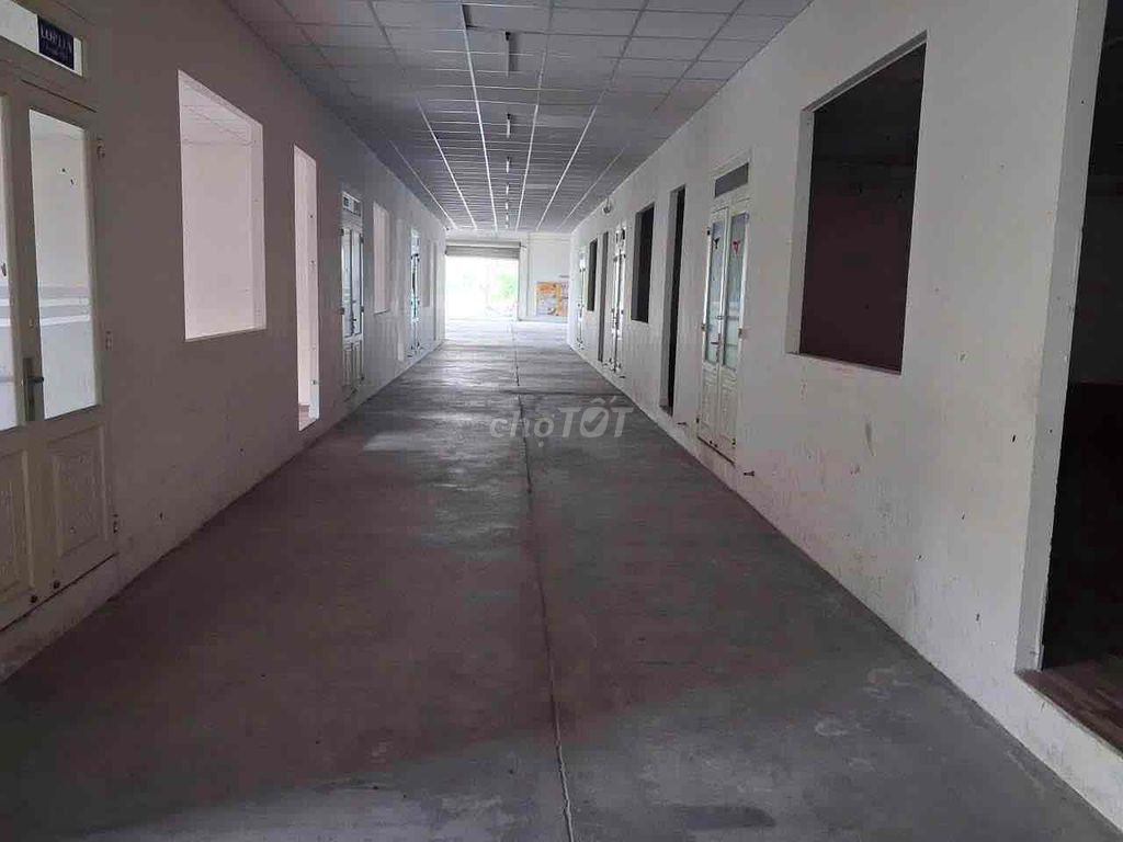 Rent a cash factory Nguyễn Văn Quá dht District 12.