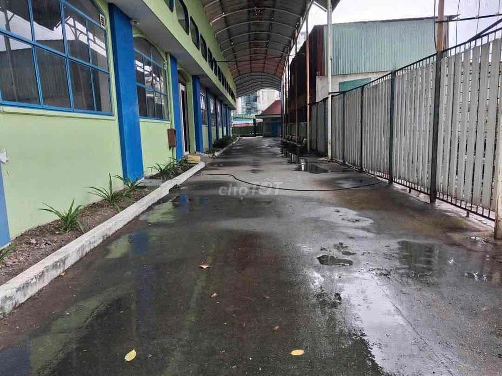 Rent a cash factory Nguyễn Văn Quá dht District 12.