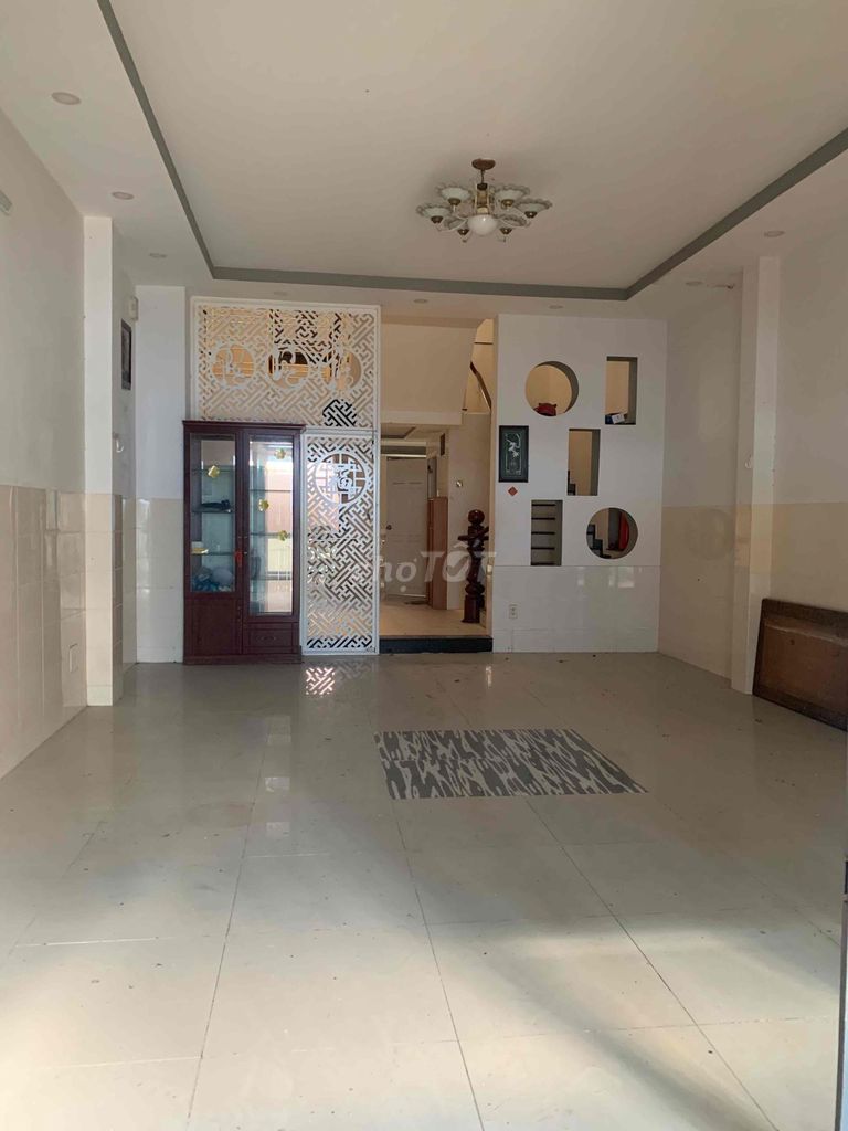 4 Level 5 x 20100 m2-5 bedroom, 5 toilets 12 mcc Intresco 13 C