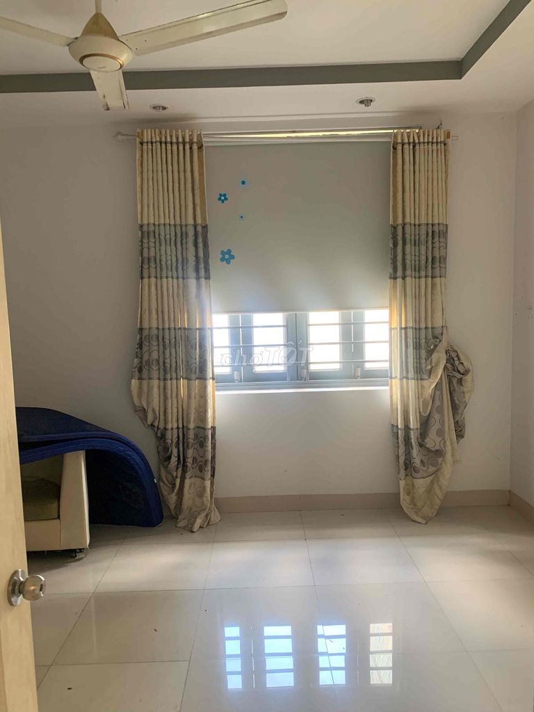 4 Level 5 x 20100 m2-5 bedroom, 5 toilets 12 mcc Intresco 13 C