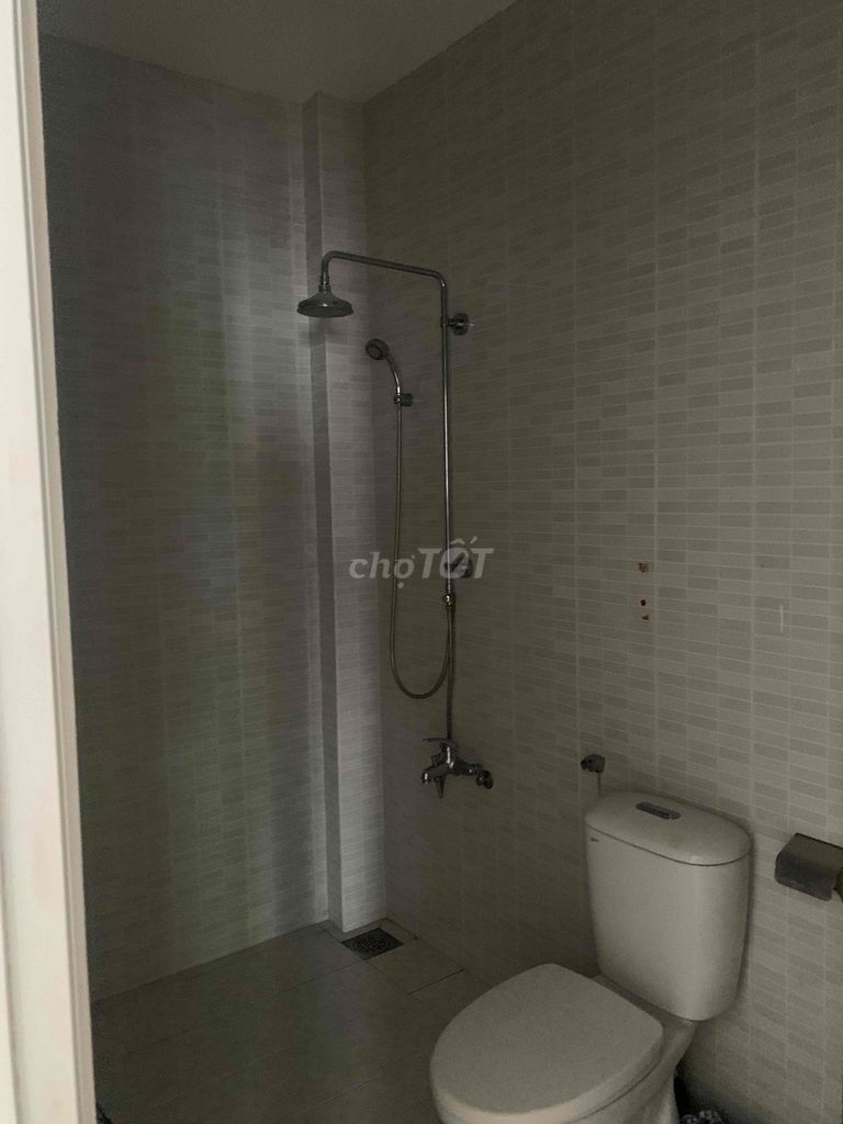 4 Level 5 x 20100 m2-5 bedroom, 5 toilets 12 mcc Intresco 13 C