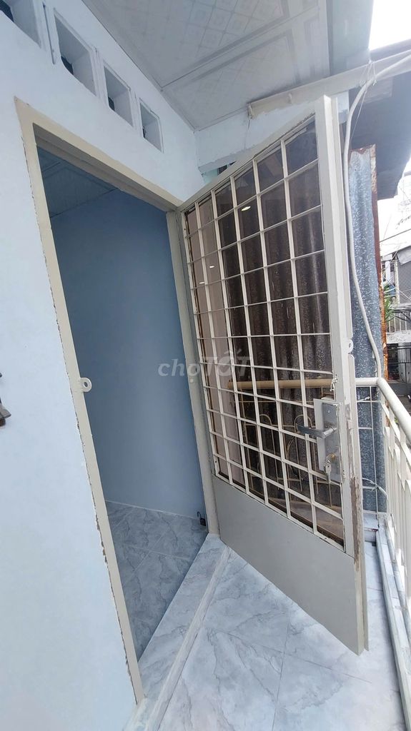 Nc Nguyễn Kiệm 3 x 6 m 1 01 1 floor 2 bedroom - near bv 175