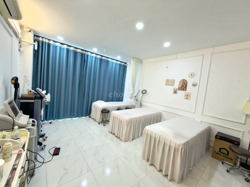 Rent the original Bàu Cát 1, Tân Bình - 25 million a month.