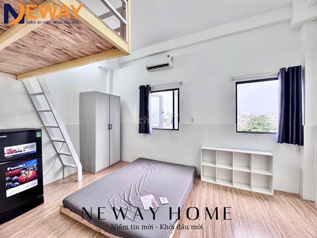 Bình Tân's living room just built the Chiến Lược elevator by theeon.