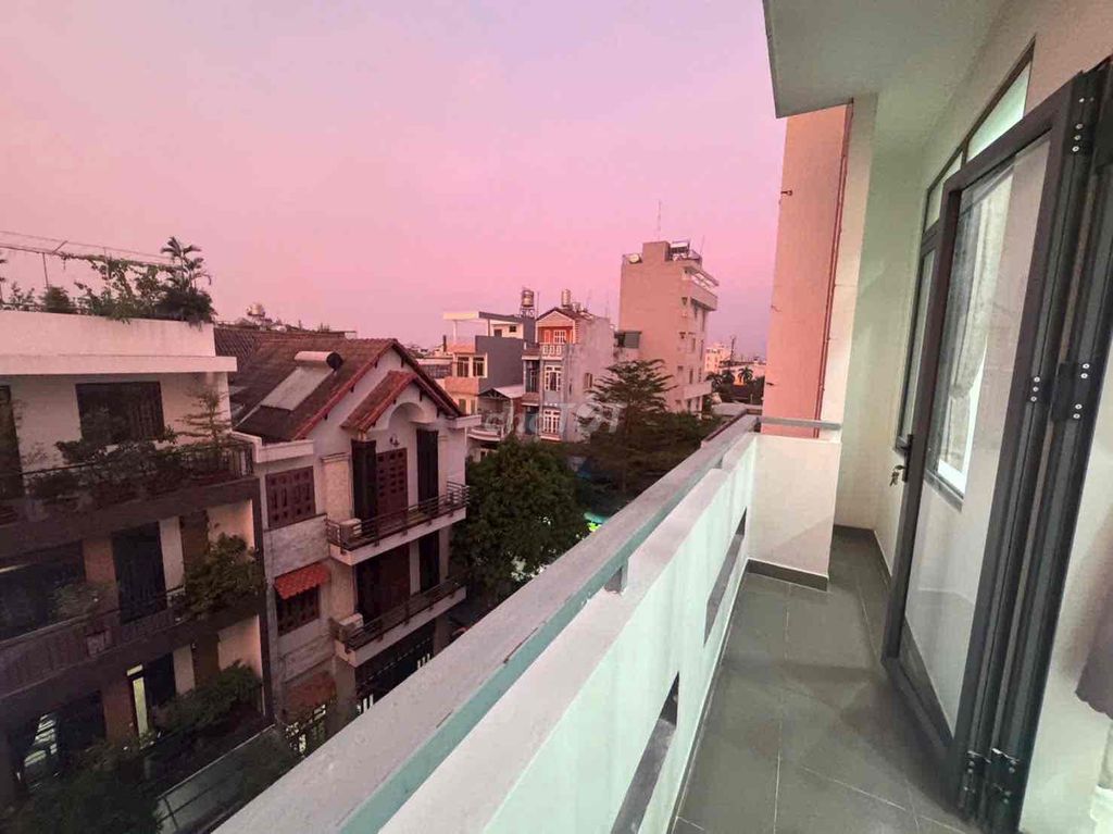 Pass Gò Vấp-- Full interior, broad balcony, free car