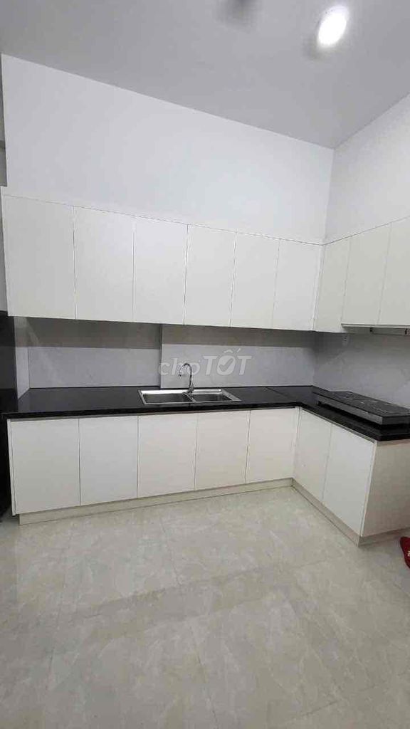 Renting two full-estate bedrooms.