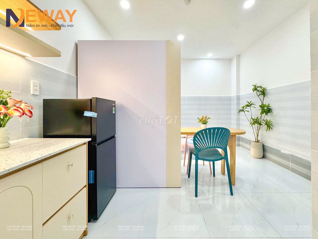 Studio Splitter in Sen Queen Full interior - personal washing machine