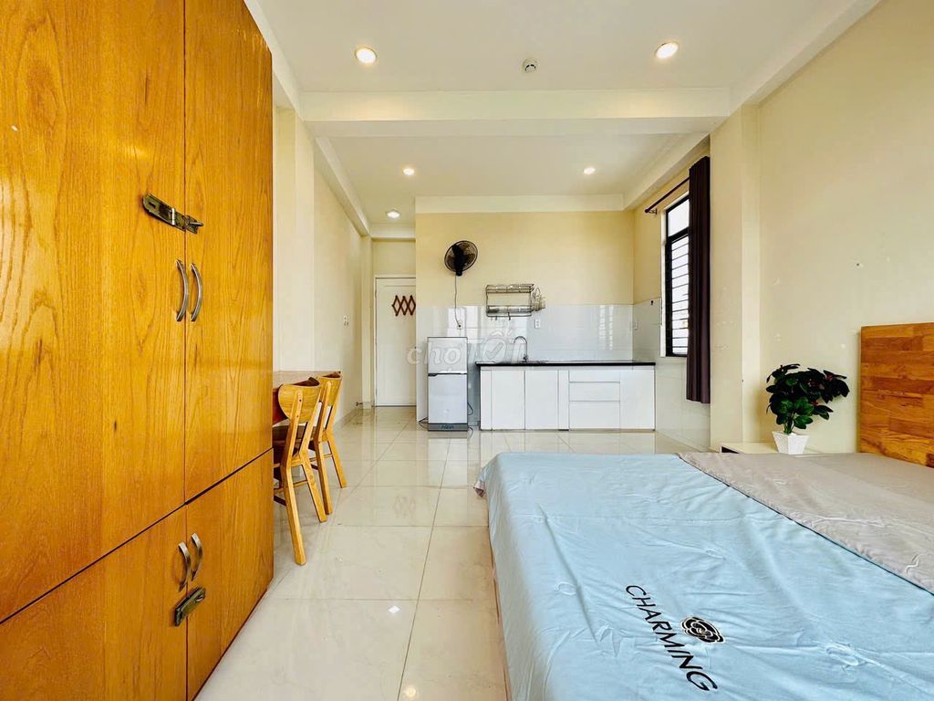Rent the 4nd District Office near Law University, full elevator furniture