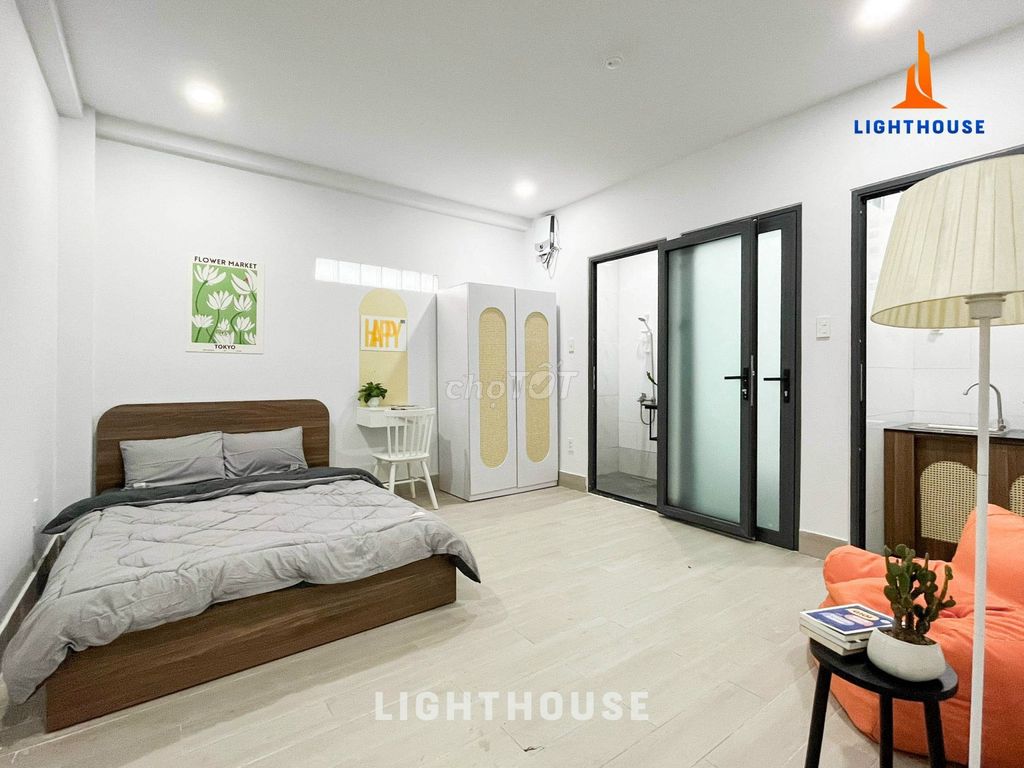 A Nguyễn Văn Lượng security kitchen.