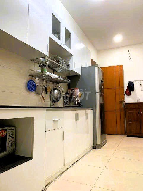 The tall corner Linh Tây Tower full interior 71 meters 2 cool bedrooms
