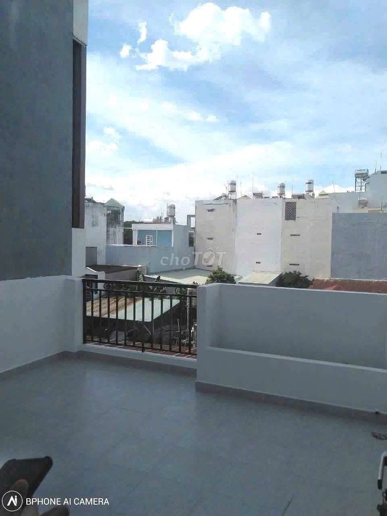 Lê Đức Thọ alley house - 2 floors plus hospital - 3 bedroom 4 toilet - 2 air conditioning
