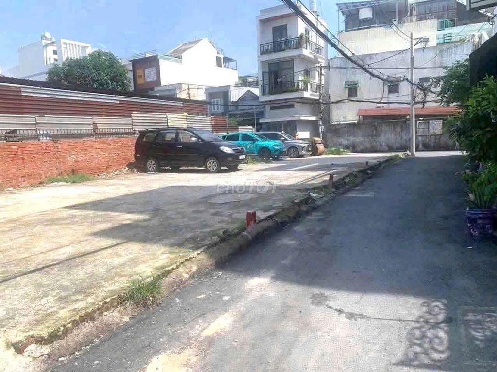 Lê Đức Thọ alley house - 2 floors plus hospital - 3 bedroom 4 toilet - 2 air conditioning