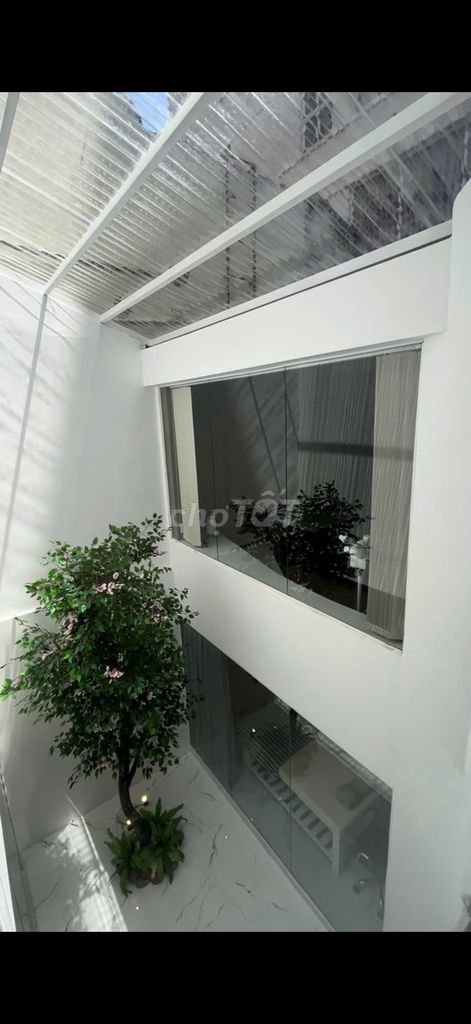 Rent cash houses 46 Nguyễn Thông, District 3 – Horizontal 9M, 306 M2, 140 million