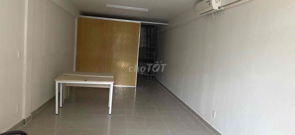 Rent a single floor Vườn Lài An Phú Đông.