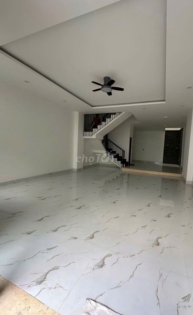 Need to rent a house across 6 m. 66 BTrần Văn Quang-710 Tân Bình
