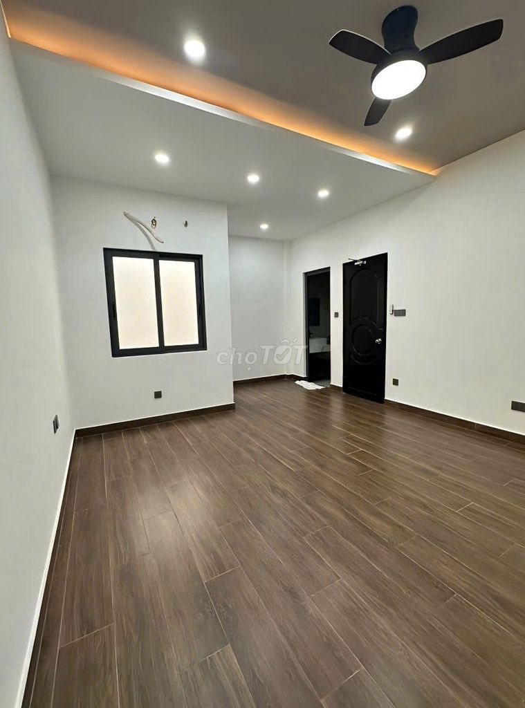 Need to rent a house across 6 m. 66 BTrần Văn Quang-710 Tân Bình
