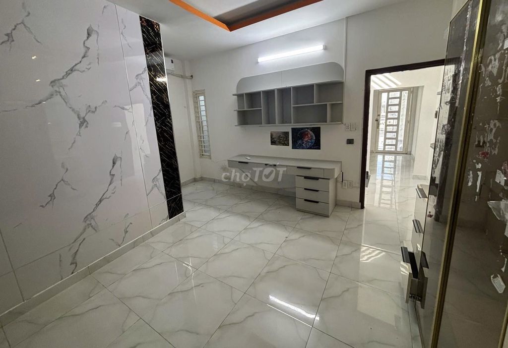 Rent 129 Trần Văn Quang, Tân Bình – 6 X18 M - 30 million