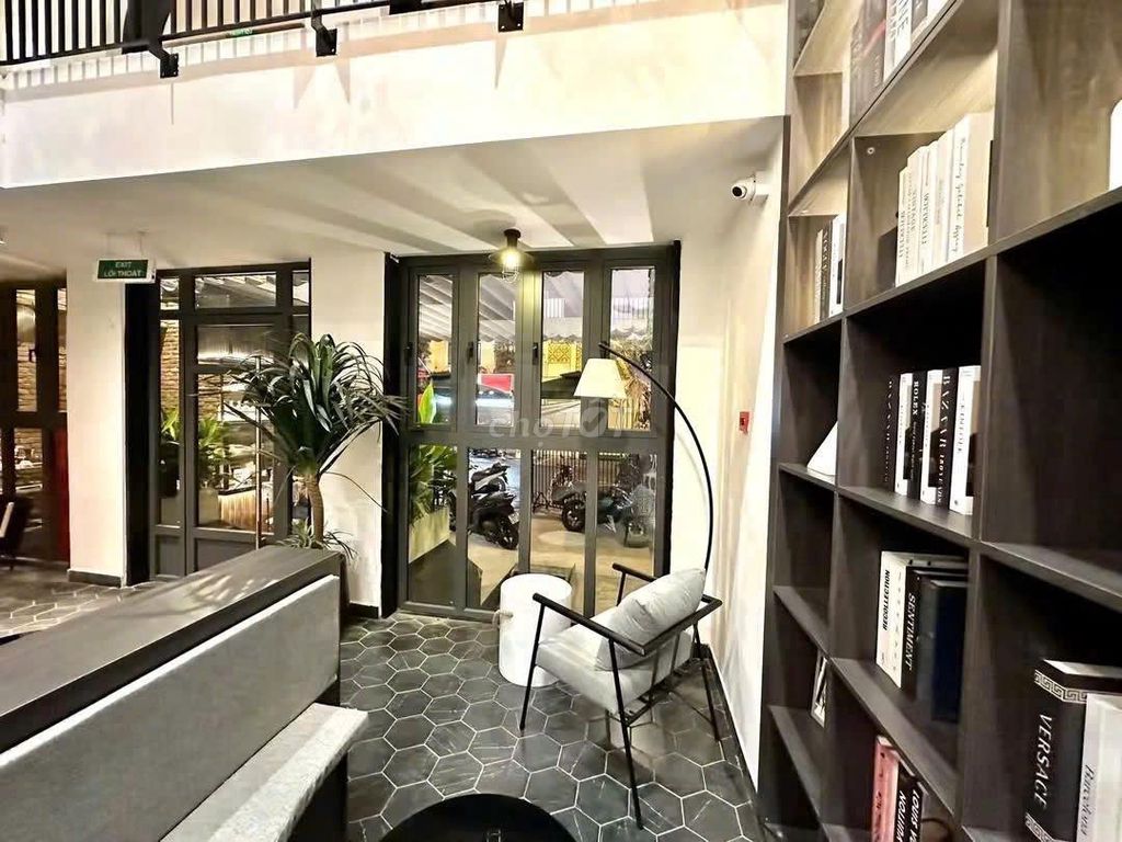 20-22-24 square-24 square-two, District 1 -- 10 M, 45 million.