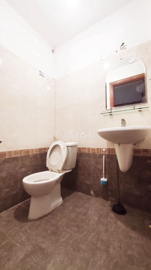 11th, clear! The kitchen's out, wooden shelf, air-cold, xvvt, MED 26, B.T.!