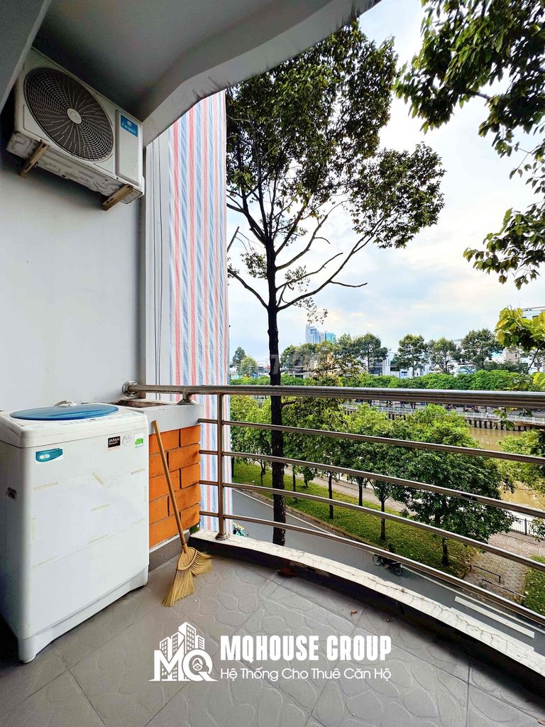 The Hoàng Sa Coast Park Coast Guard, private wash - the Squire.