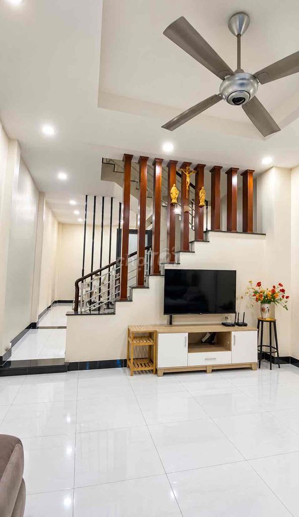 Rent a two-story An Phú right on the 90 m2-floor bedroom 18 million