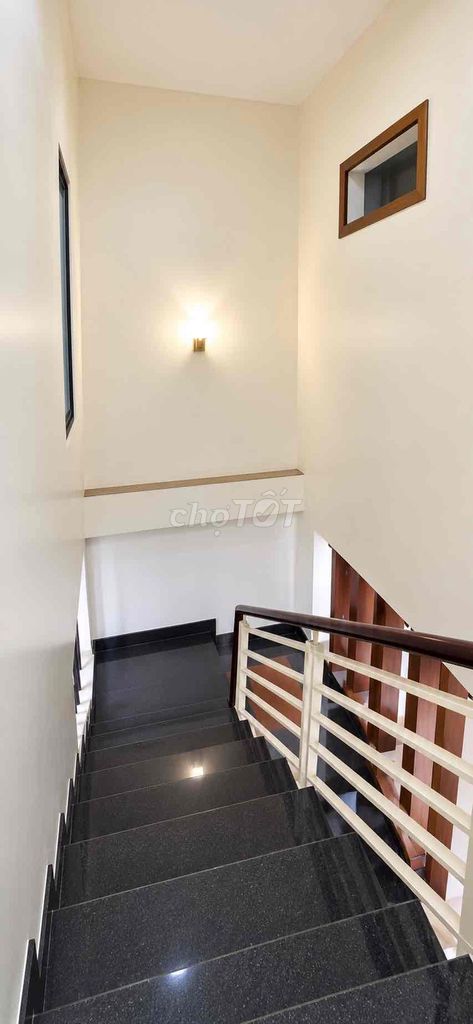 Rent a two-story An Phú right on the 90 m2-floor bedroom 18 million